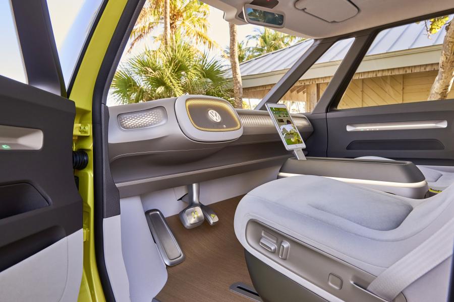 Интерьер Volkswagen I.D. Buzz 2017 года  (фото 68 из 82)
